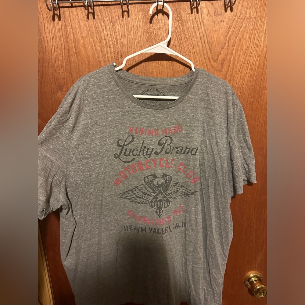 Lucky Brand t-shirt